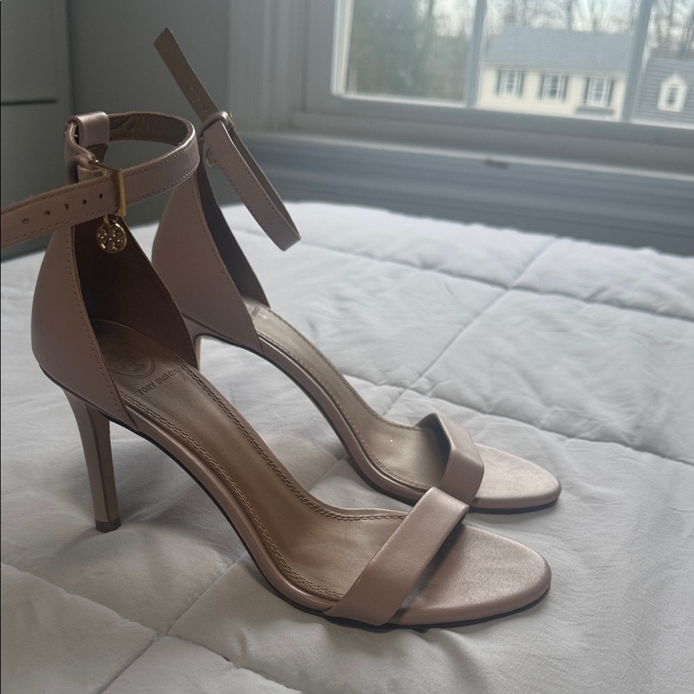Tory Burch Elegant Nude Heeled Sandals